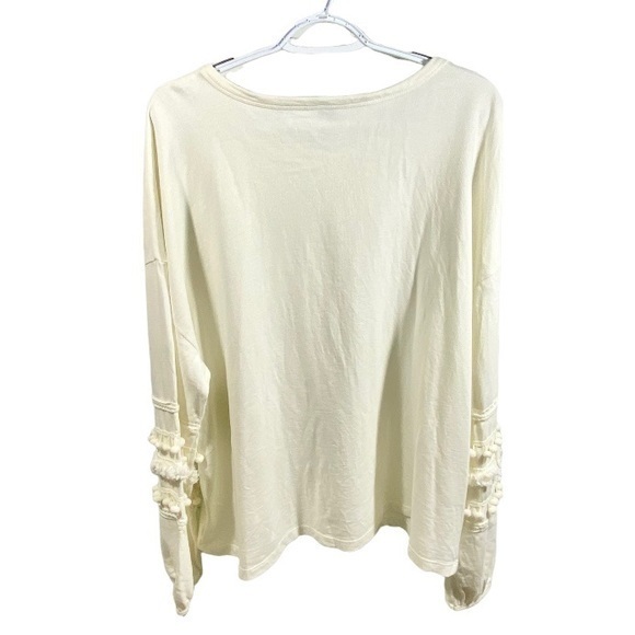 Crown & Ivy Cream Lightweight Sweatshirt w Pom Poms XXL - Picture 2 of 7